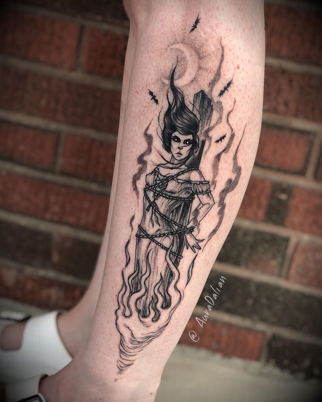 tatuagem de bruxa vs tatuagem de feiticeira