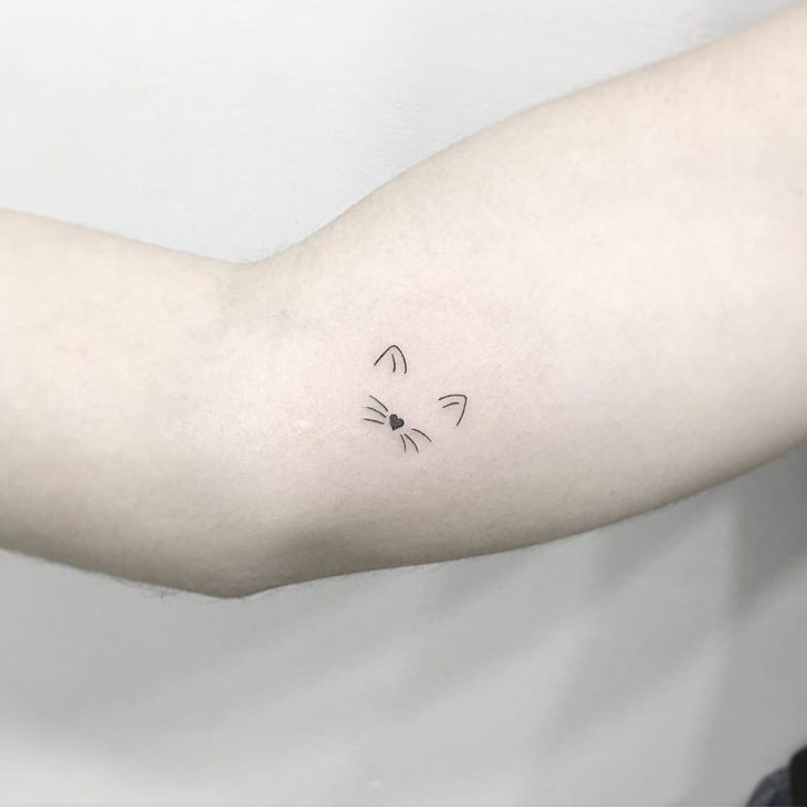 tatuagem de gatinho