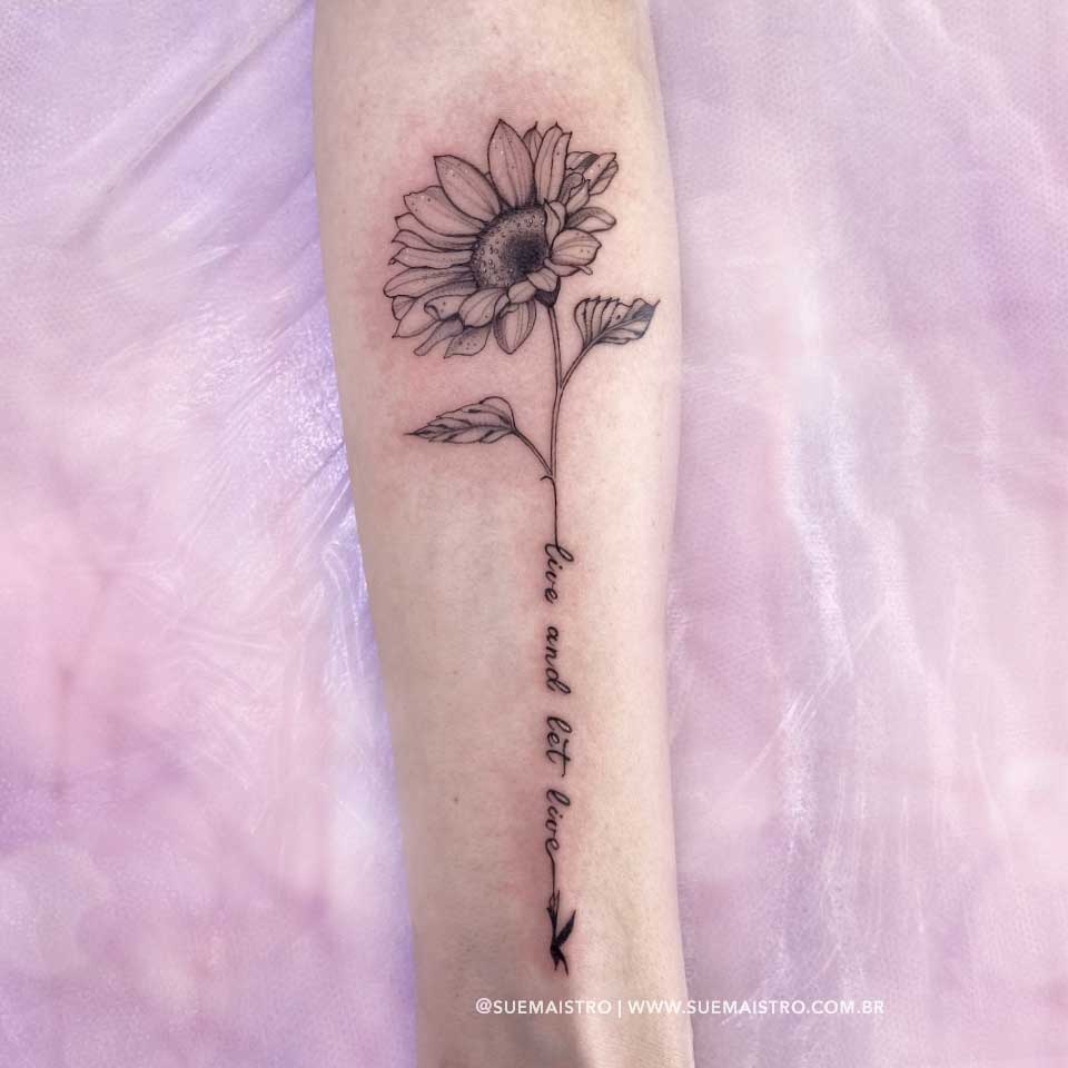 ideias tatuagem girassol feminina delicada