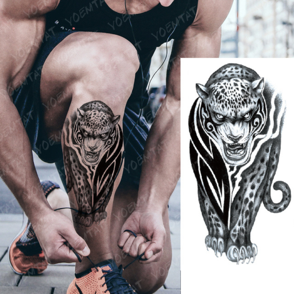 tatuagem de onça minimalista para pulso