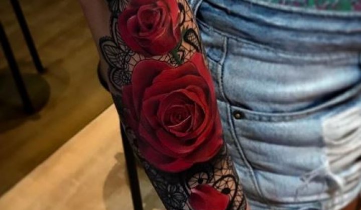 erros comuns ao fazer tatuagem de rosa no braço