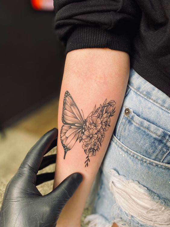 quanto custa tatuagem sombreada braço feminino