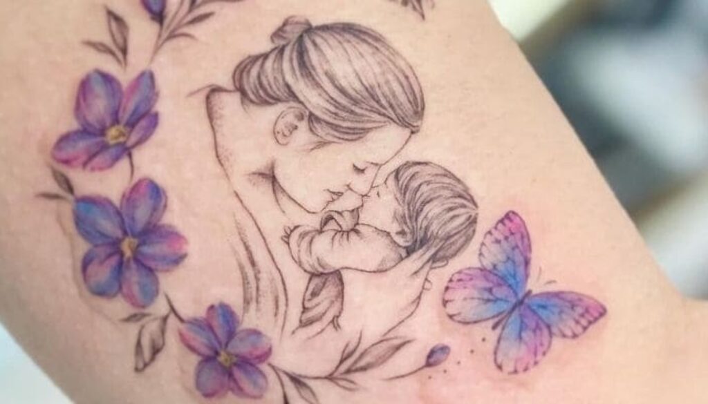 ideias de tatuagem delicada para filhos com nomes