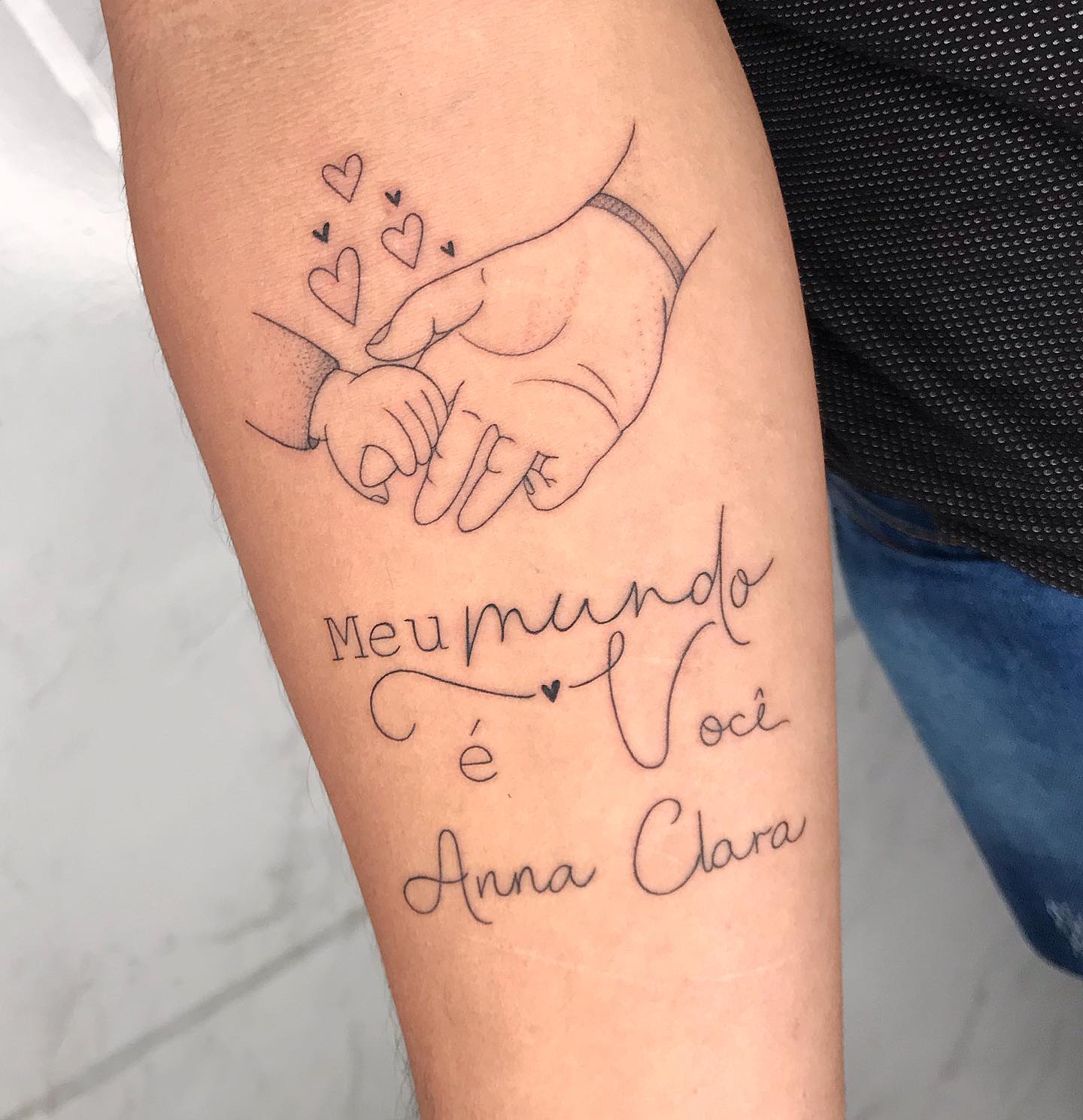 ideias de tatuagem delicada para filhos com nomes