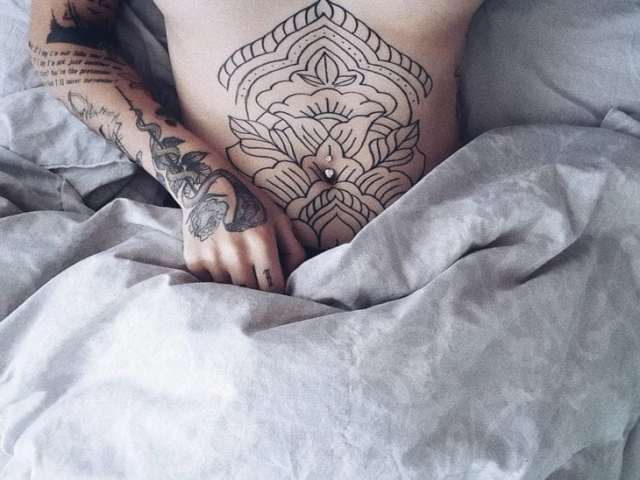 tatuagem old school barriga