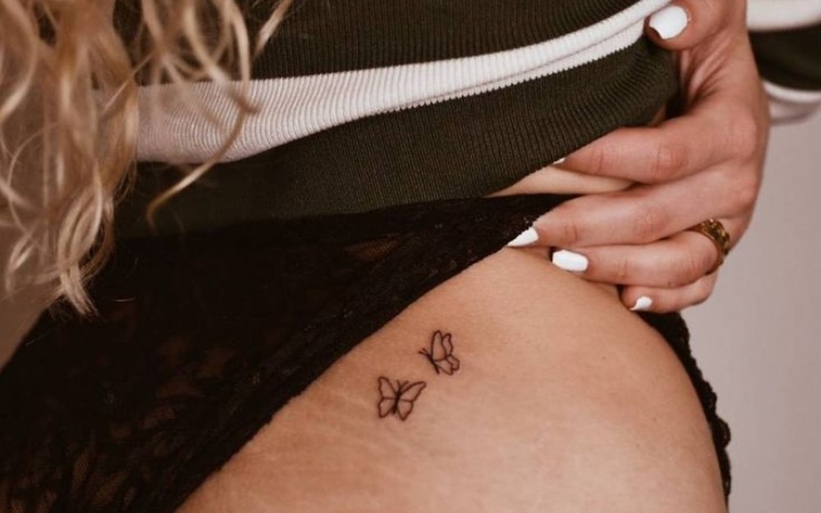 inspiração tatuagem na bunda feminina delicada