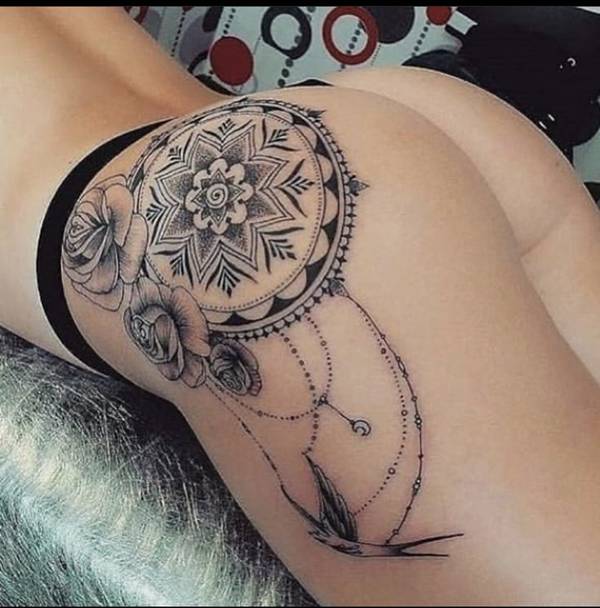 tatuagem na bunda vs tatuagem na coxa qual escolher