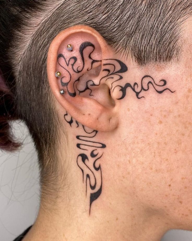 ideias de tatuagem na orelha feminina para se inspirar