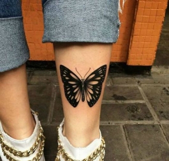 ideias de tatuagem na panturrilha feminina delicada