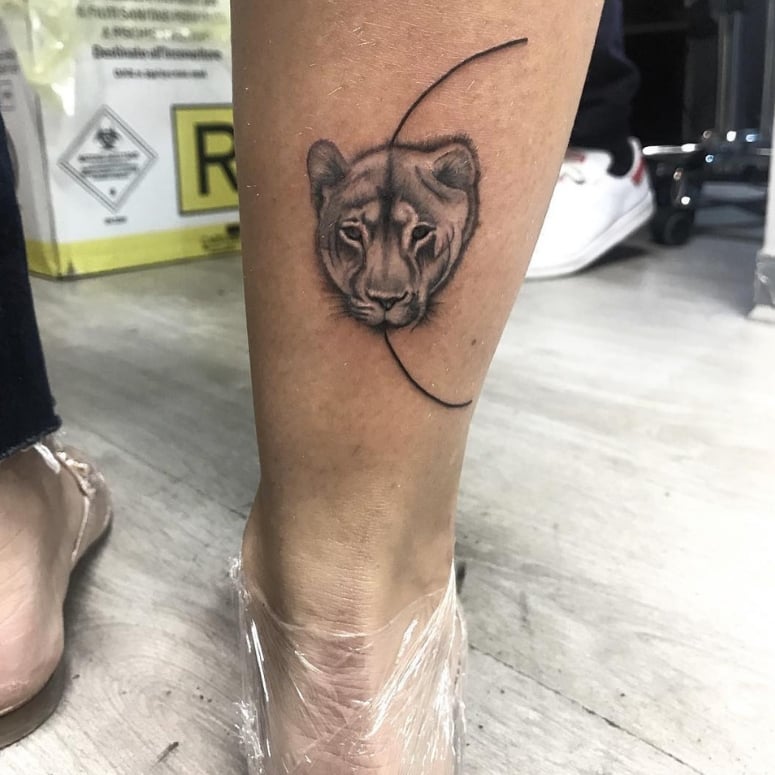 ideias de tatuagem para panturrilha feminina