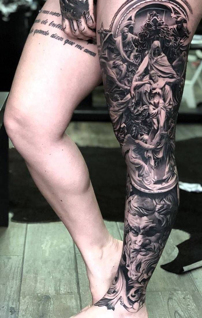 tatuagem quadril e coxa