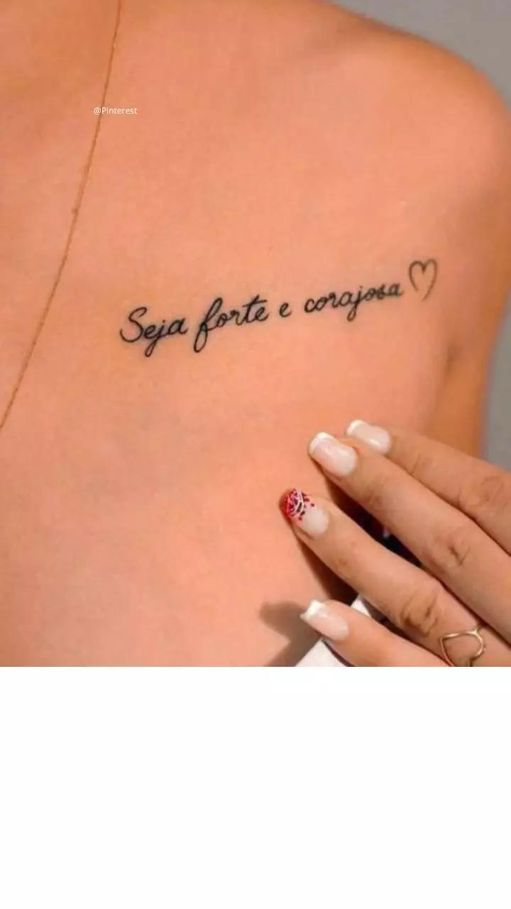 frase bíblica tatuagem