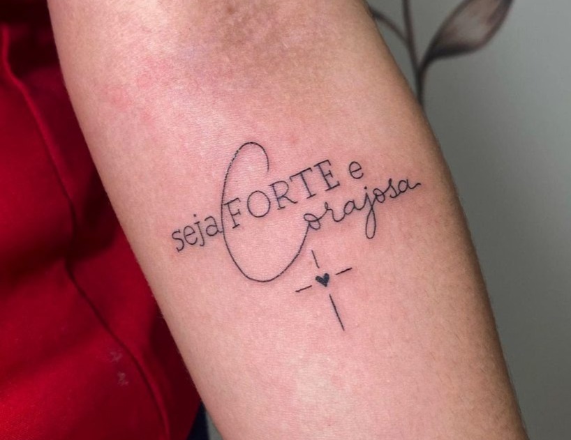 tatuagem costela frase