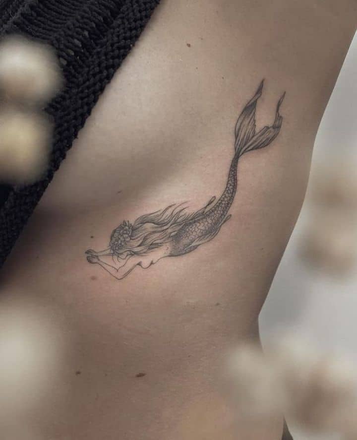 mulher sereia tatuagem
