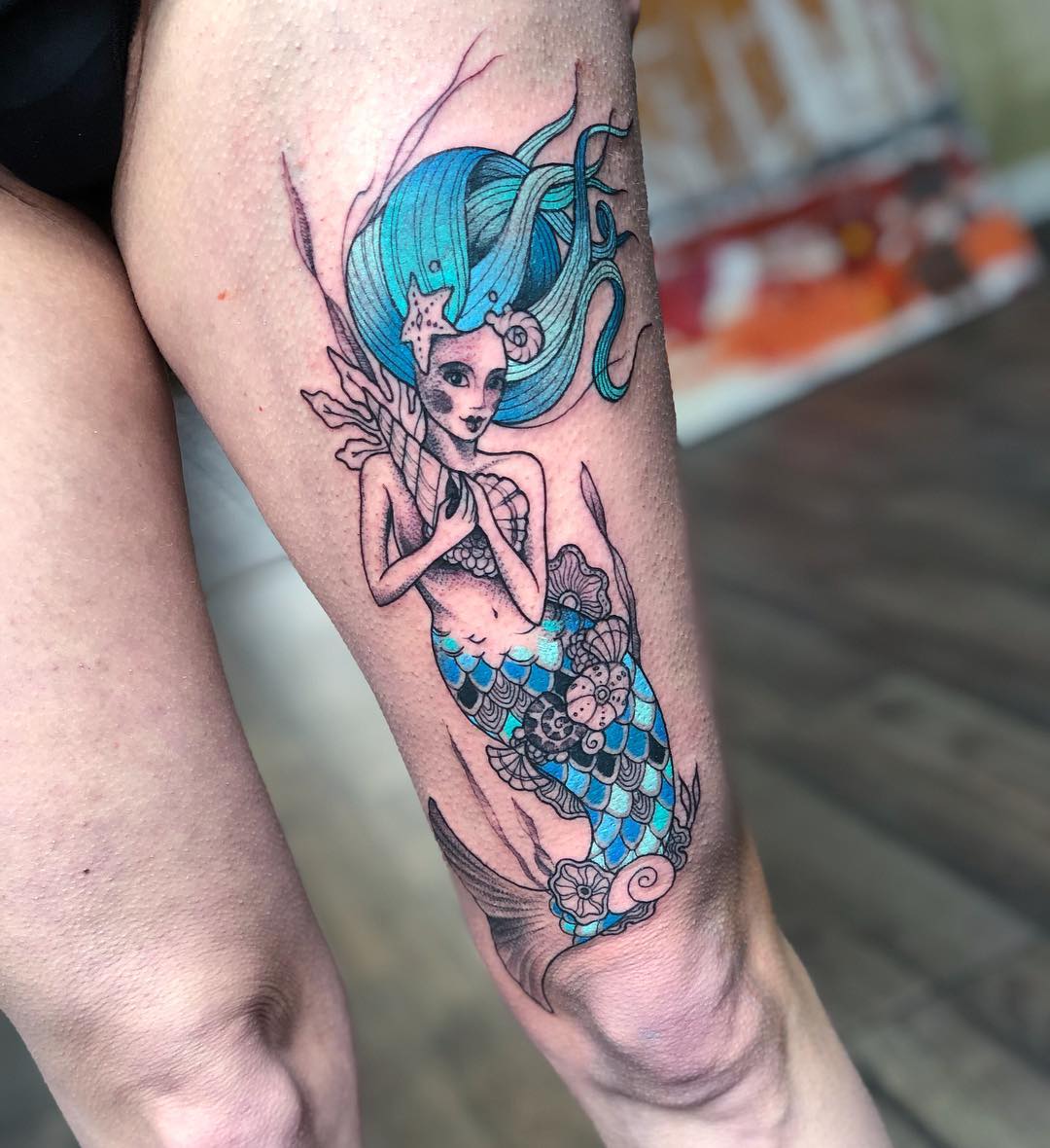 tatuagem sereia fineline