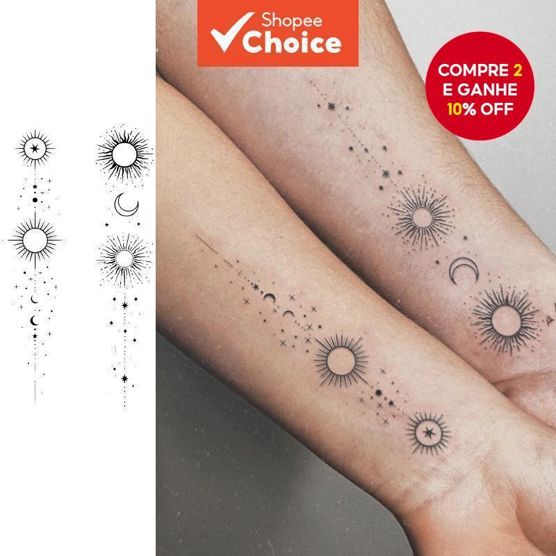 tatuagem sol e lua feminina minimalista no pulso