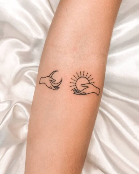melhores estilos de tatuagem sol e lua feminina para 2024