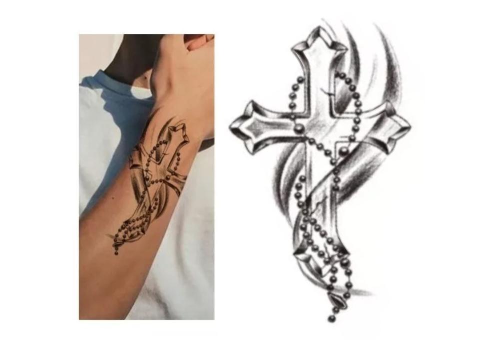 tatuagem de cruz delicada
