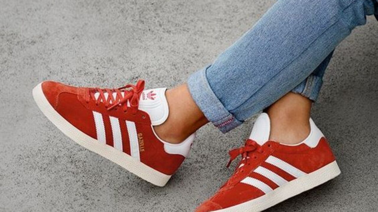 Tênis vermelho feminino casual
