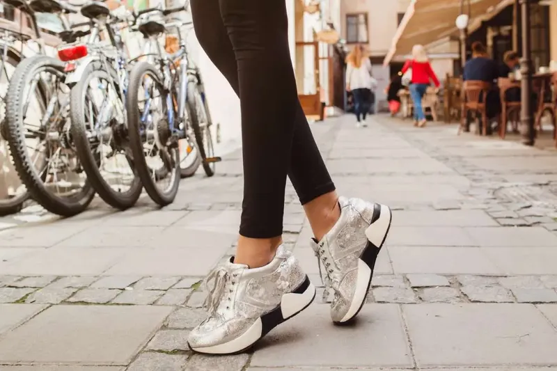 tênis bottero slip on looks