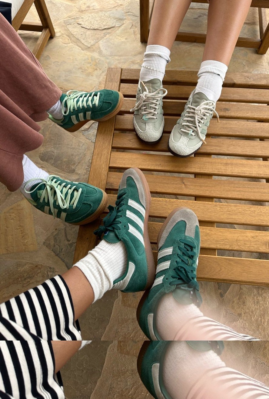 ASICS feminino para looks com blazer