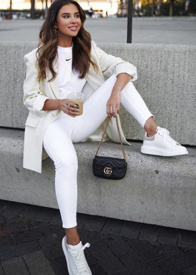 estilo tênis branco