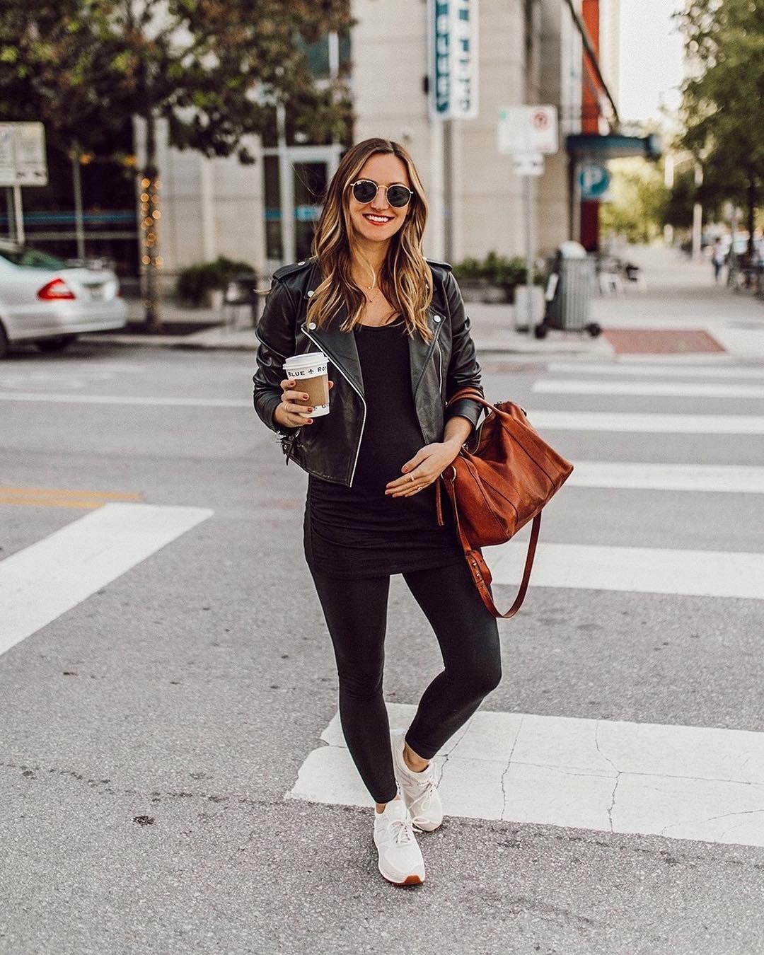 athleisure com tênis feminino