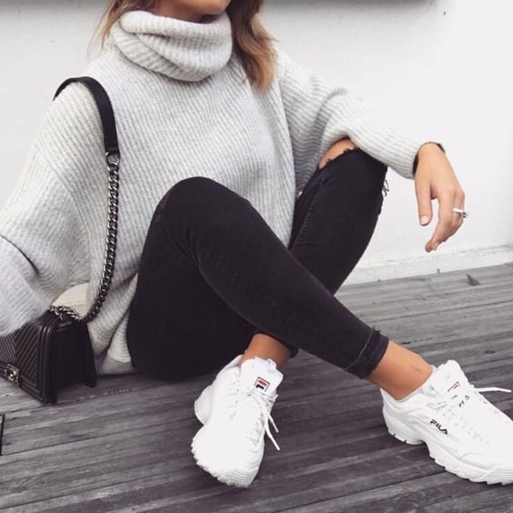 looks com tênis fila branco