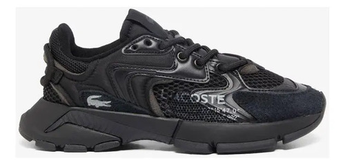 Tênis Lacoste feminino com jeans