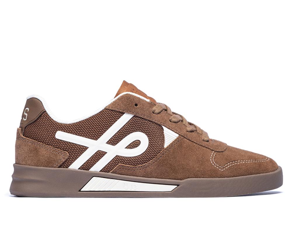 Tênis Marrom vs. Tênis Preto: Qual Escolher para o Seu Guarda-Roupa?