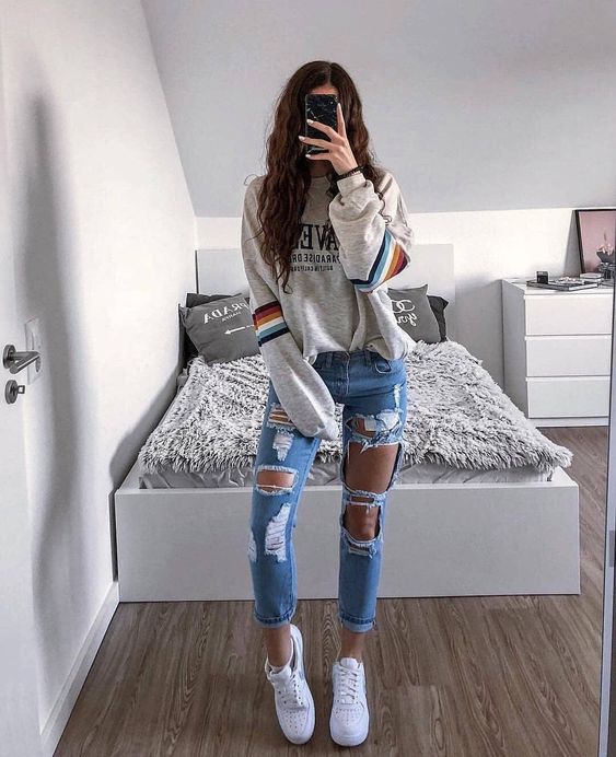 Nike Air Force 1 LV8