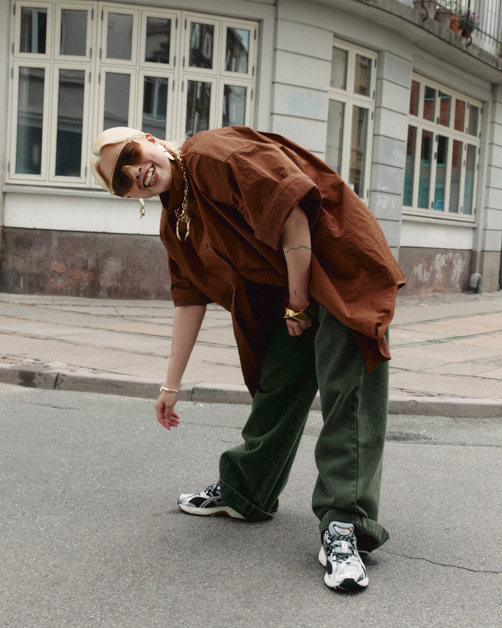 outfit nimbus asics