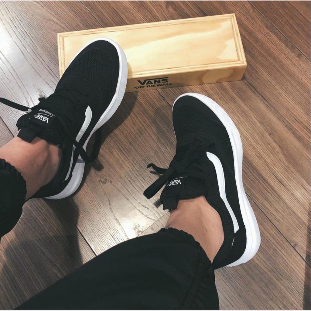 looks com vans preto e vestido