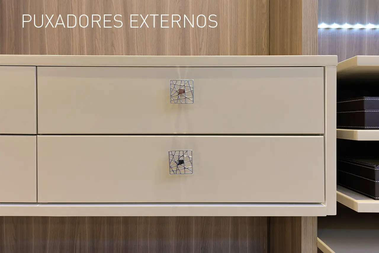 puxadores para móveis laqueados