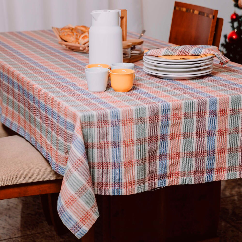 Toalha de mesa retangular 6 lugares (1,40m x 2,10m)
