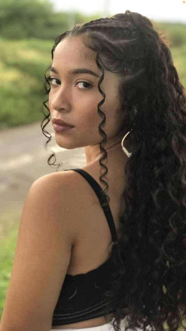 Segredos para uma Trança Lateral Perfeita: Produtos Essenciais e Dicas de Fixação