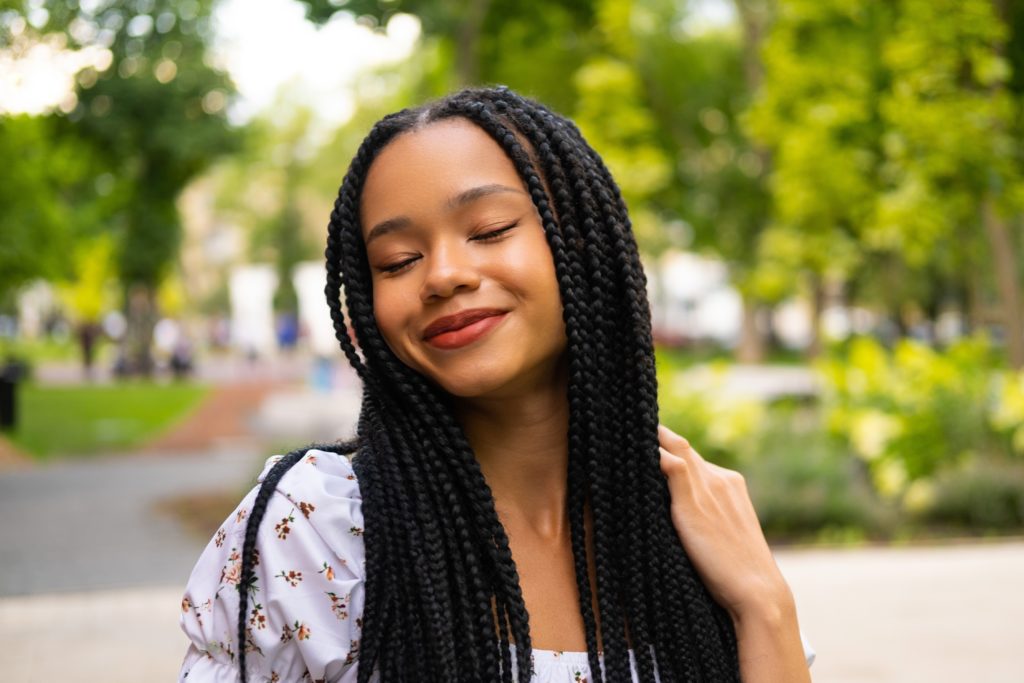 box braids topo cacheado