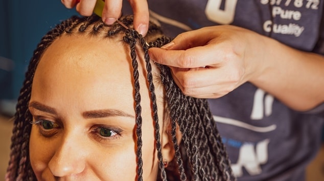 Guia Completo de Box Braids Chanel: Estilo e Manutenção