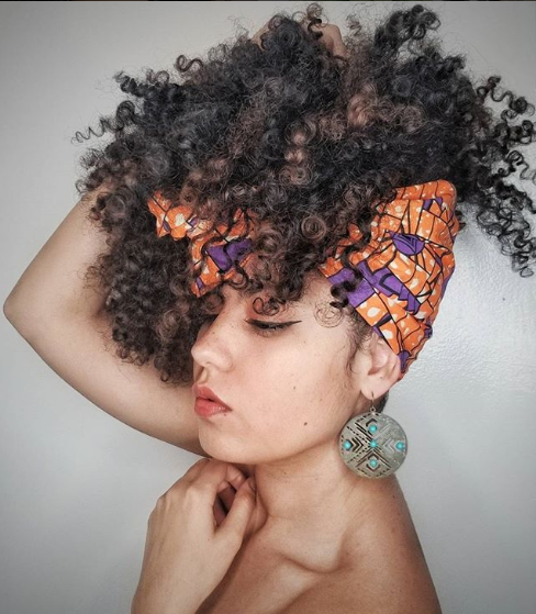 Turbantes e Ancestralidade: Mais que um Acessório