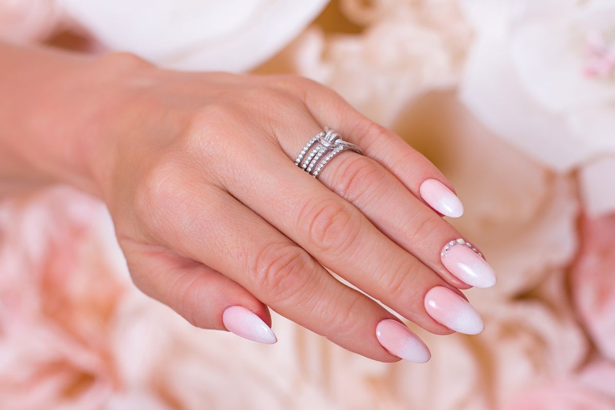 unha baby boomer decorada