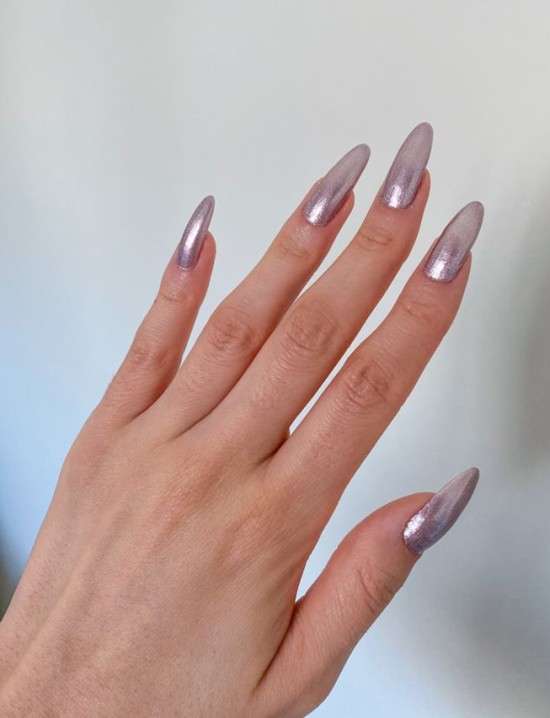 erros comuns ao aplicar esmalte com brilho