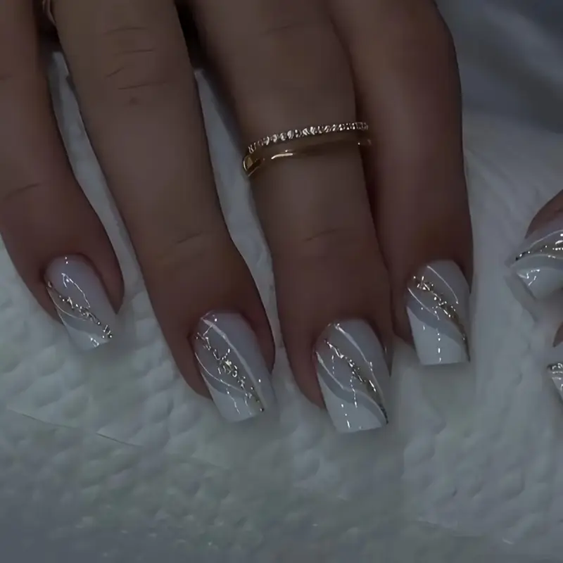 banho de gel unhas curtas