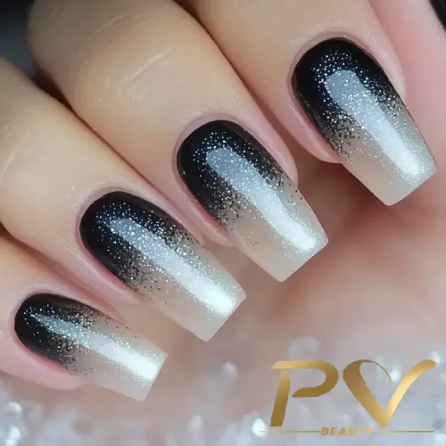inspiração unhas de fibra de vidro pretas decoradas