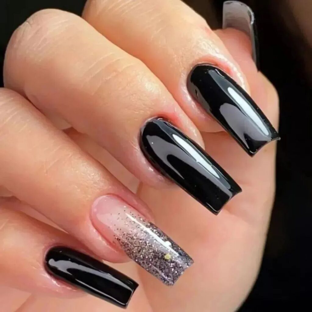 unha de fibra de vidro preta