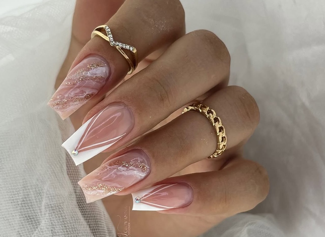 quanto custa unha de fibra decorada delicada