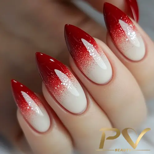 unha de gel pequena decorada