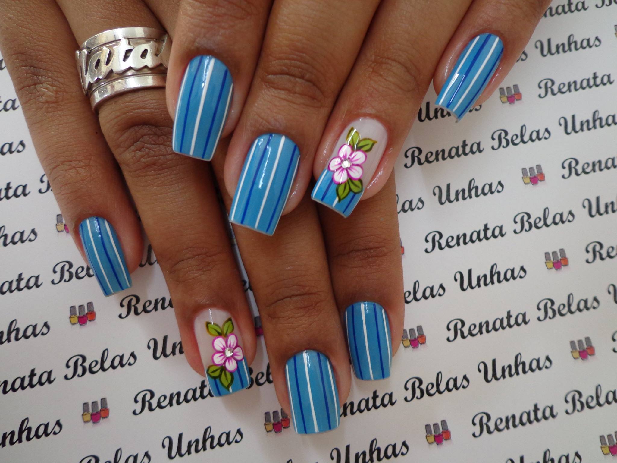 unha decorada azul para casamento