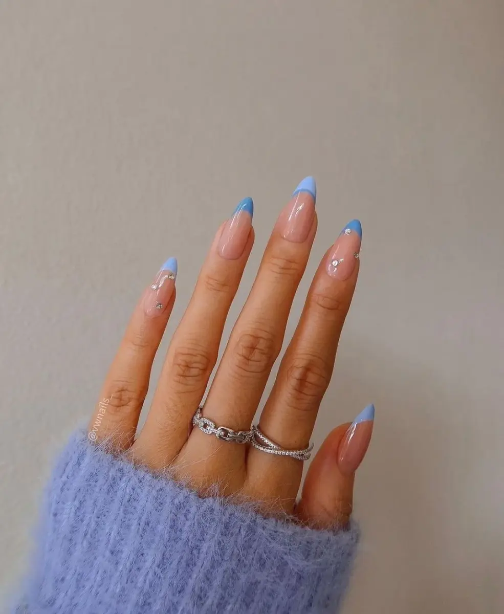 unha decorada azul turquesa