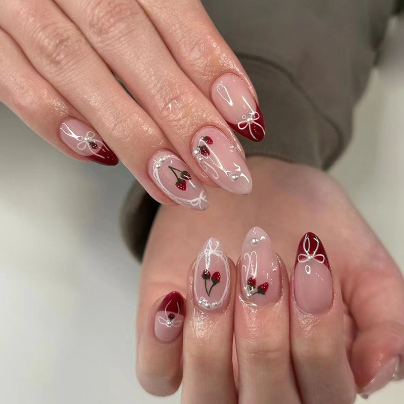 unhas vermelhas cereja