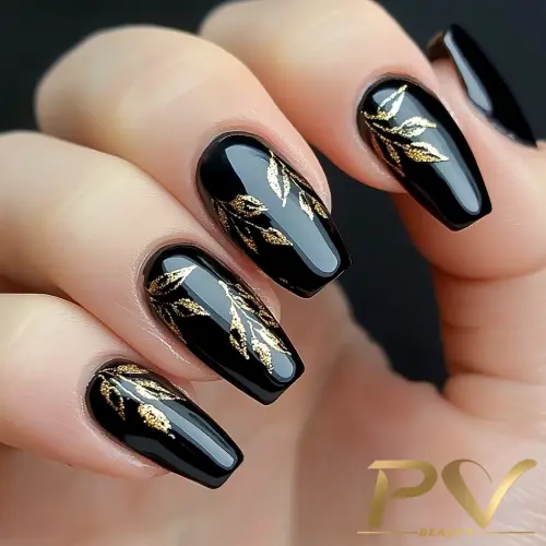 ideias de unhas stiletto pretas decoradas